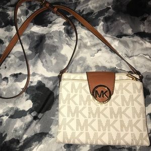 MICHAEL KORS crossbody